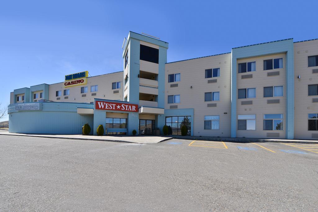 West Star Hotel And Casino Джакпот Екстериор снимка